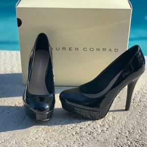 Lauren Conrad Pumps